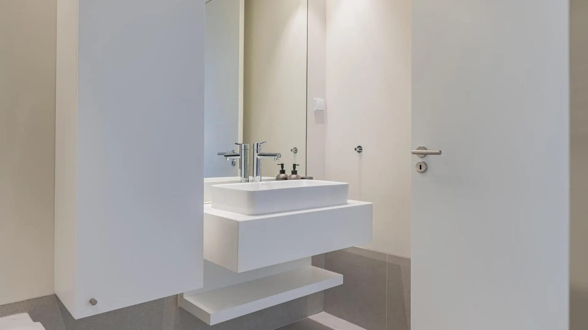 Bayline VIII By Innkeeper Armacao de Pera Apartment